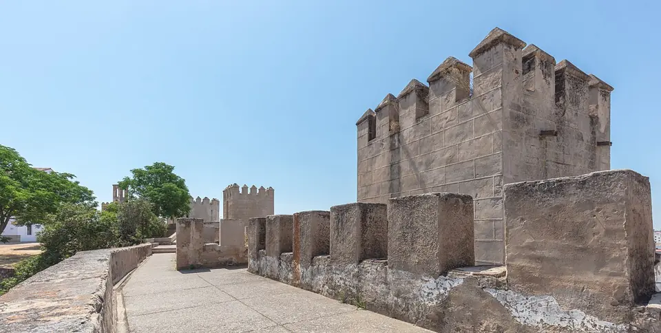 Murallas de la Alcazaba