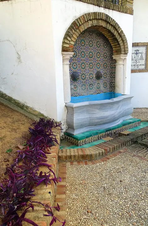 Fuente del santuario de la Cinta