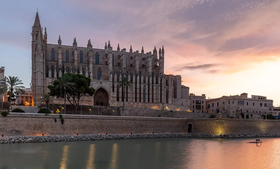 Catedral de Mallorca al atardecer