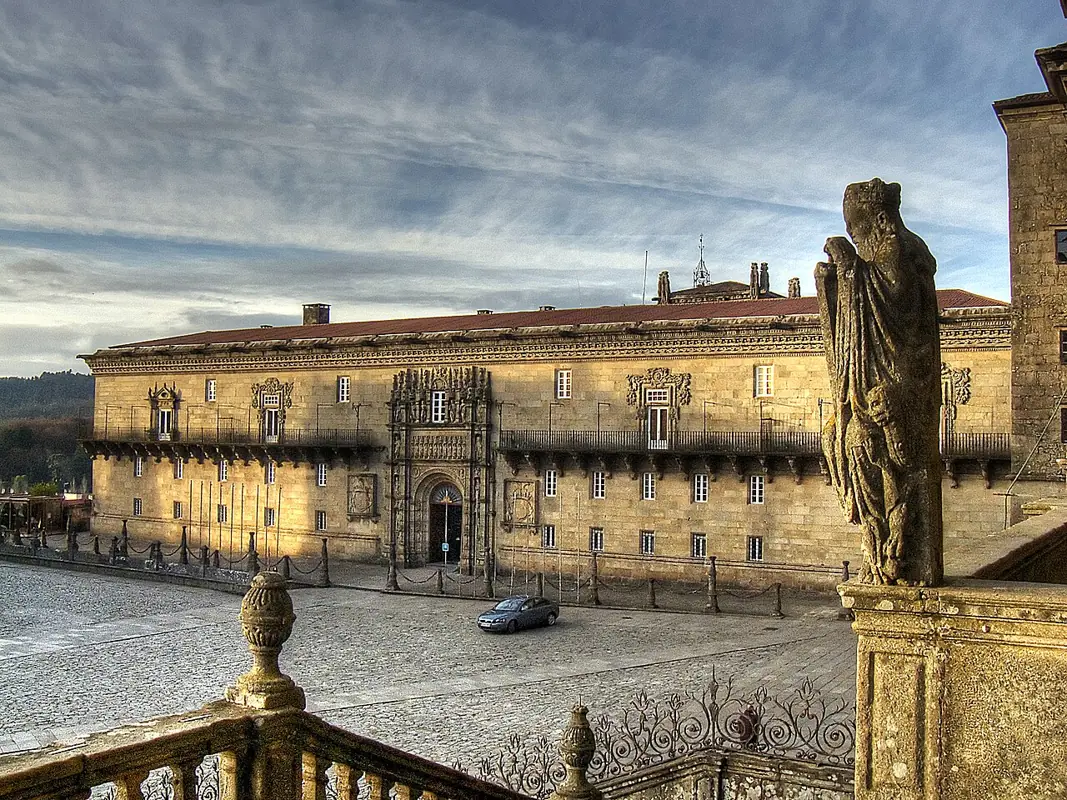 Praza do Obradoiro y Hostal dos Reis Católicos